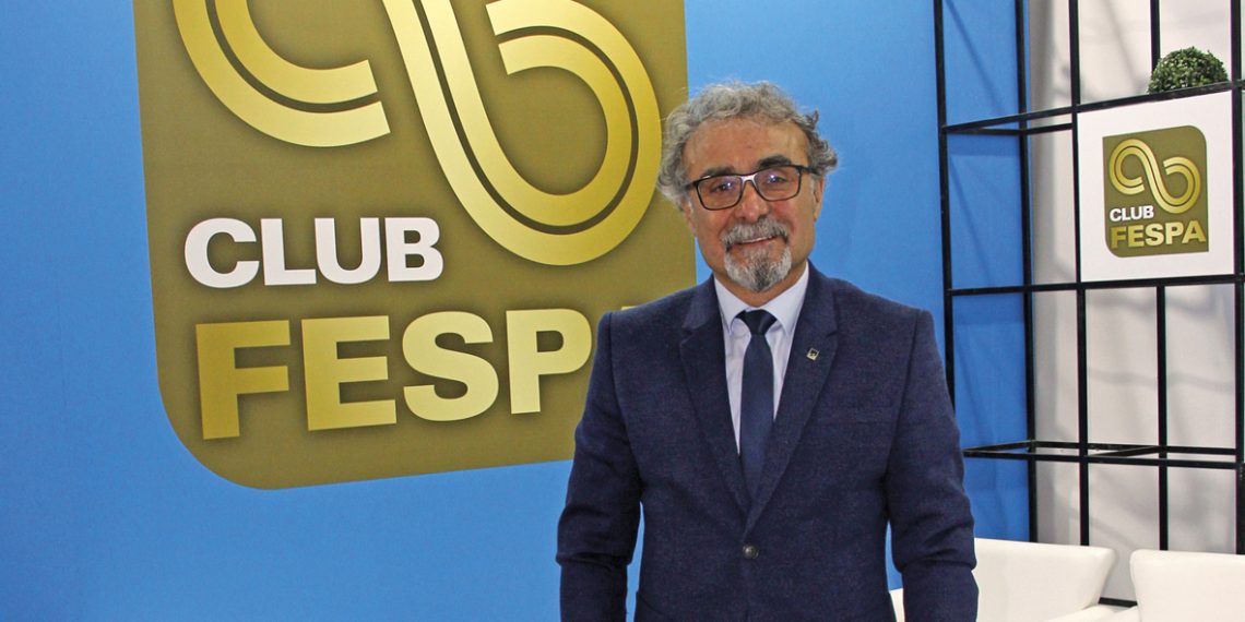 “Üretmek ve ürettiğimizi satmak durumundayız”