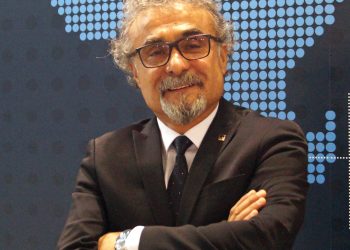 Dokuz milyar dolarlık açıkhava  ve endüstriyel reklam sektörü  devlet desteği bekliyor