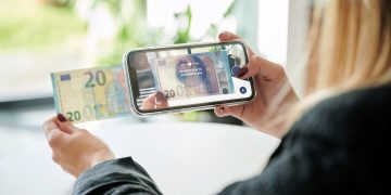 Banknotların hızlı ve güvenilir şekilde doğrulanması