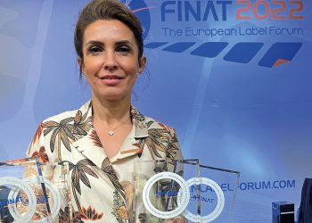 Ebru Yolgun (Çiftsan Etiket Ambalaj Yönetim Kurulu Üyei):   “Aldığımız 20 ödülle kendimize ait bir rekoru yenilemiş olduk”