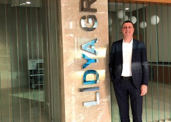 Efi, dünya lideri ve kusursuz marka olarak ön plana çıkıyor