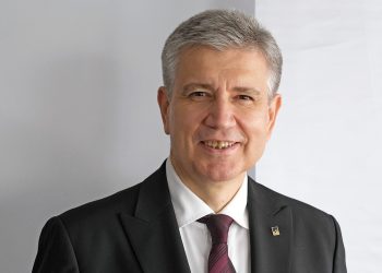 ARED ve FESPA verilerine göre seçimlerin galibi baskı sektörü oldu  Adaylar seçilmek için 500 milyon dolar harcadı