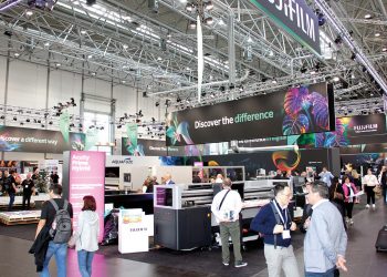 Yeni üretim baskı makineleri ve özel renk yetenekleriyle   Fujifilm etkinliğini artırıyor