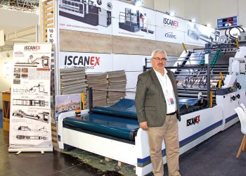 Turan İşcan: “Türkiye’yi yüz akıyla temsil ediyoruz”