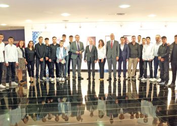 Okul – sanayi iş birliği bir fotoğraf sergisinde vücut buldu