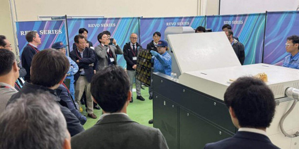 Japonya’daki AWP Günleri 2025’te   Küresel endüstri liderleri, Asahi’nin AWP-REVO™ Ekosistemini  iş başında deneyimledi