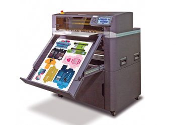 Plockmatic ColorCut SC7800  Pro-RS XL, kesme ve katlamayı yeniden tanımlıyor